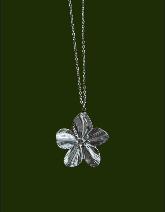 Flower Silver Necklace